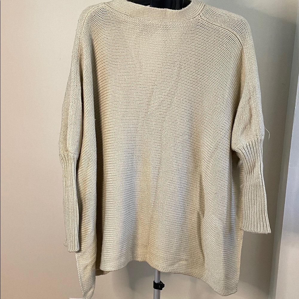 Elegant Beige Women's Cardigan - Picture 5 of 10